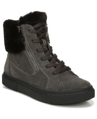 aster bootie naturalizer