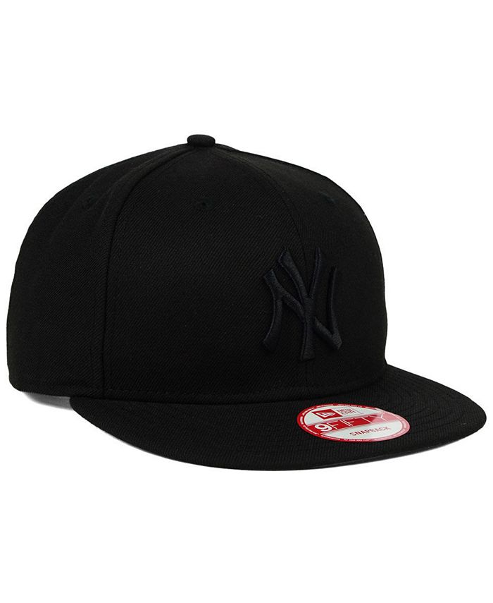 New Era New York Yankees Triple Black 9FIFTY Snapback Cap & Reviews ...
