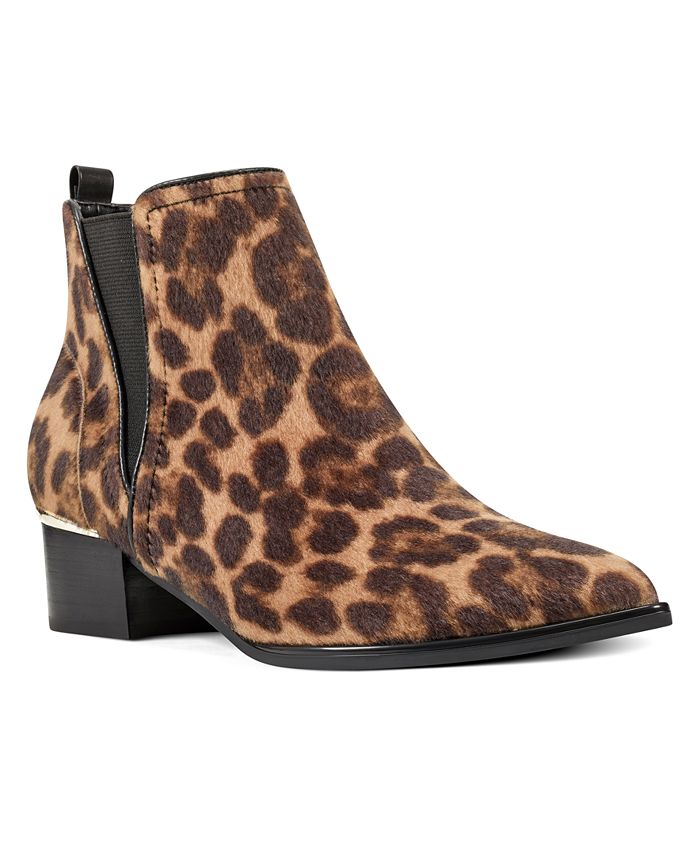 nine west birds bootie
