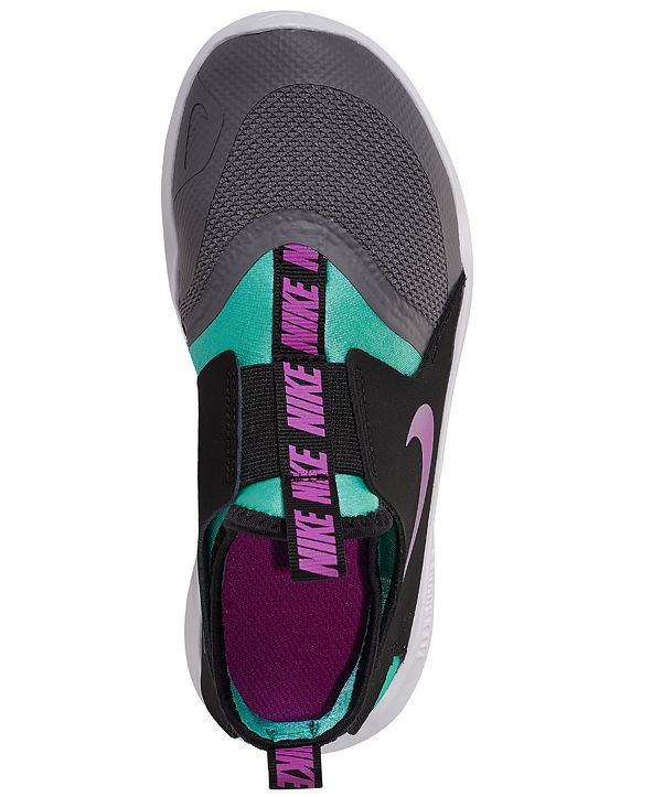 nike slip on sneakers kids
