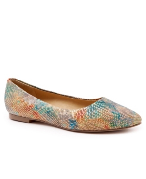image of Trotters Estee Flat Women-s Shoes