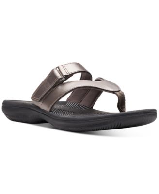 clarks flip flops kids silver