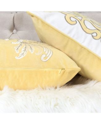 Floral Elegant Decorative Pillow, 20" x 20"