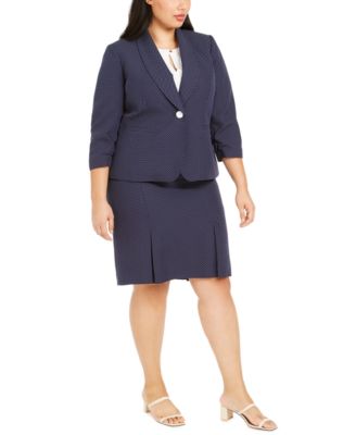 Le Suit Plus Size Skirt Suit
