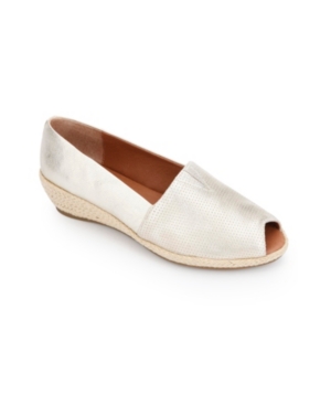 GENTLE SOULS BY KENNETH COLE LUCI A-LINE ESPADRILLE WEDGES WOMEN'S SHOES
