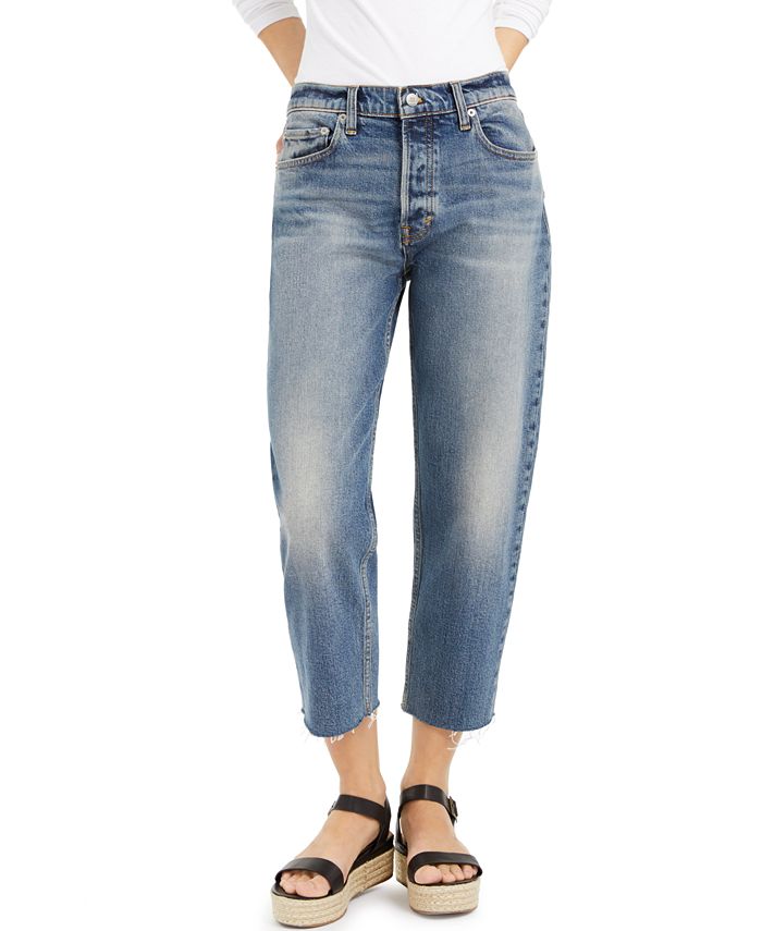 relaxed tapered jeans
