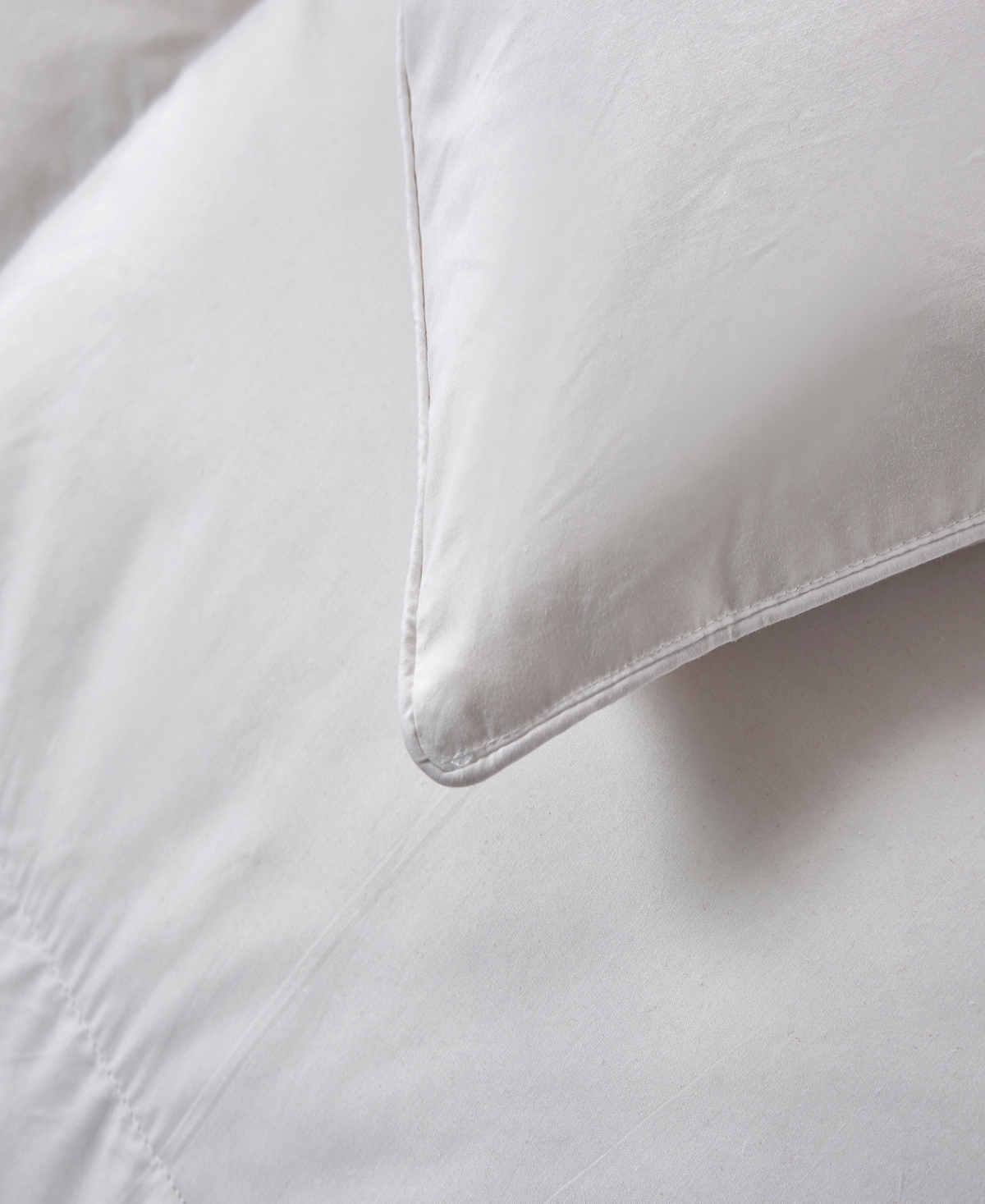Serta White Goose Feather & Down Fiber Extra Warmth Comforter