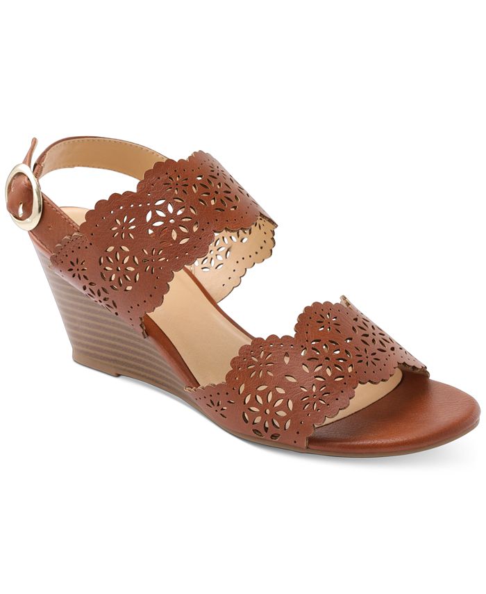 Macys xoxo sales sandals