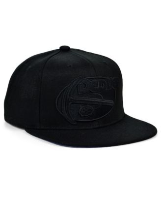 mitchell and ness black cap