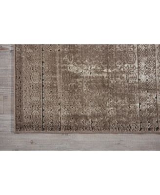 Fate FAT01 2'2" x 7'6" Runner Rug