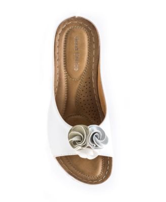 Women's Sydney Rosette Wedge Sandals