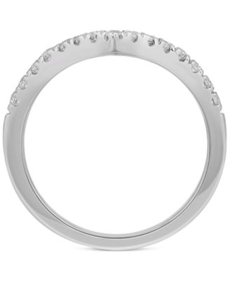 Diamond Chevron Band (1/4 ct. t.w.) in 14k White or Yellow Gold