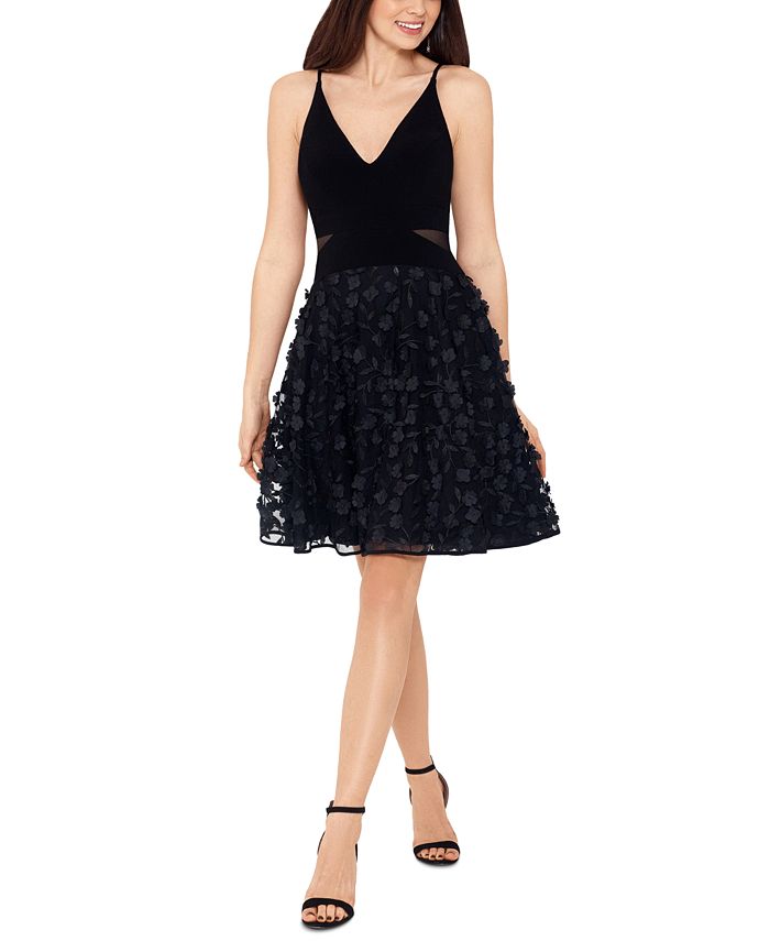 Xscape lace appliqué fit & deals flare gown