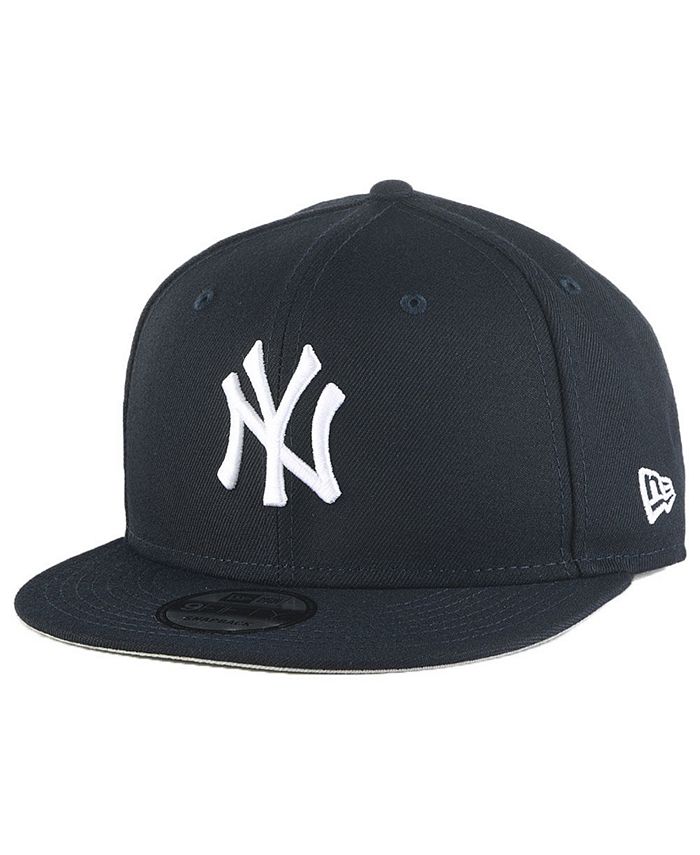 New Era New York Yankees Basic 9FIFTY Snapback Cap - Macy's