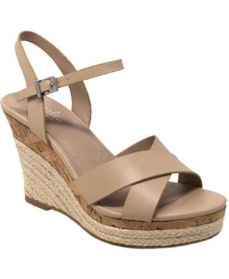 charles david platform sandals