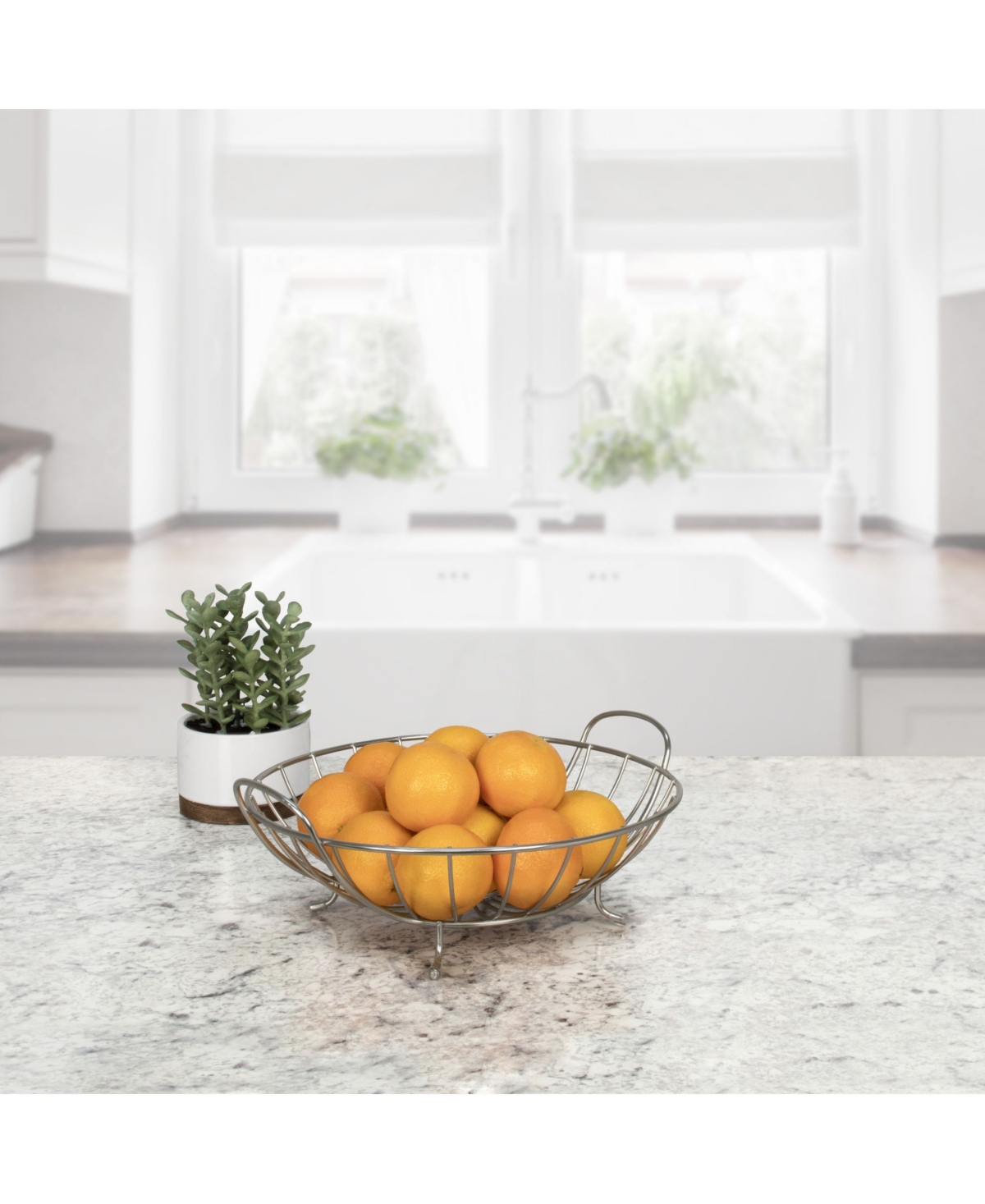 Spectrum Yumi Fruit Bowl In Chrome