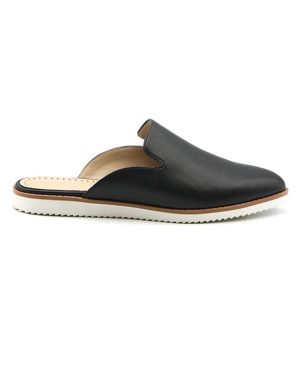 adrienne vittadini flats