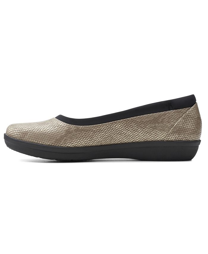 clarks cloudsteppers ayla low women's flats