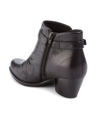 baretraps rosslyn bootie
