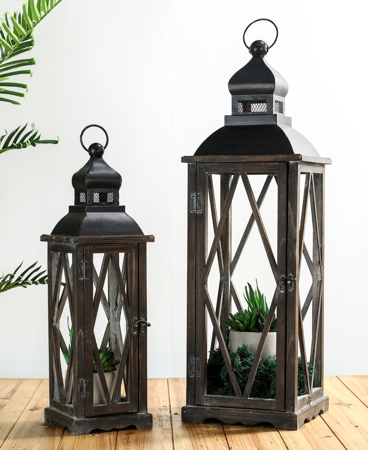 Glitzhome Set of 2Farmhouse Wooden Lanterns With Diamond Window Frame - Black