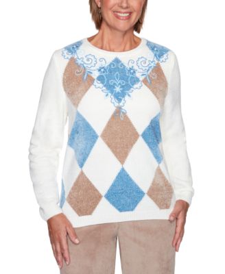 womens cream colored sweater