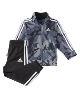 toddlers adidas clothes
