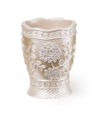 Rose Vine Bath Accessories