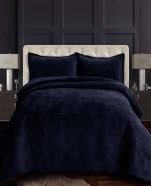 Capri Medallion Velvet Oversized Solid 3 piece Quilt Set King