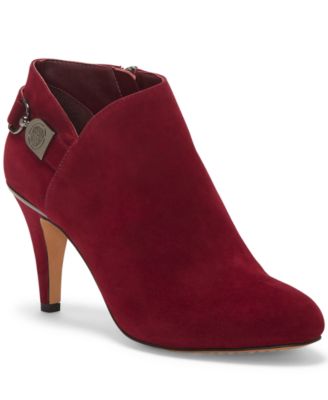 vince camuto vernaya shooties