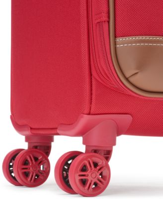 CLOSEOUT! Logan 28" Softside Spinner