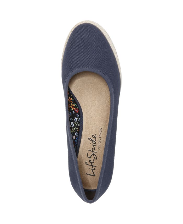 lifestride karma women's espadrille wedges