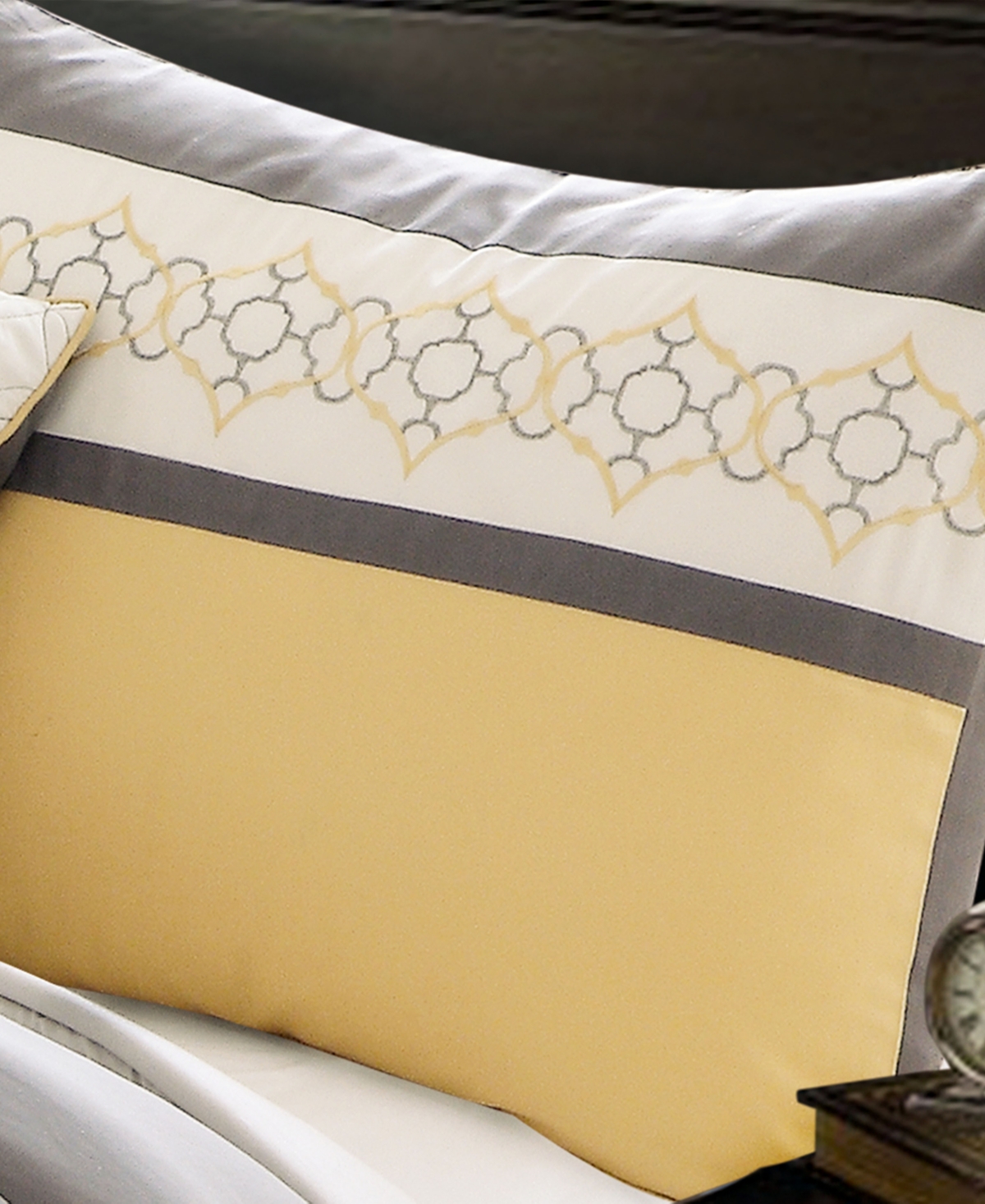 Riverbrook Home Verdugo 7-Pc. Comforter Set