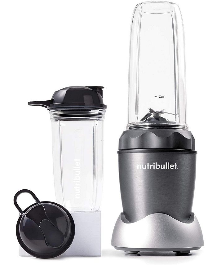 Enter For A Chance To Win NutriBullet Pro 900 Mixer Blender worth $129!  #12DaysofChristmasGiveaways • The Fashionable Housewife