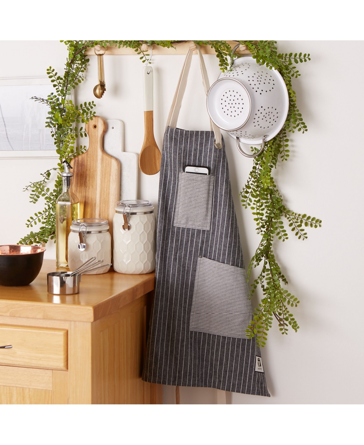 Design Imports Fresh Stripe Pantry Apron