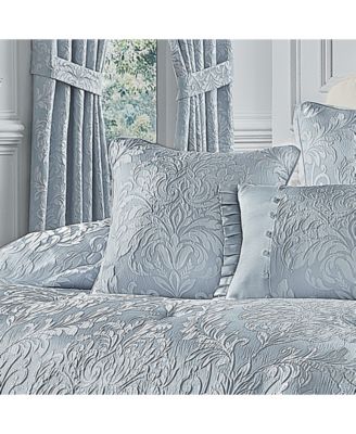 Malita Decorative Pillow, 18" x 18"