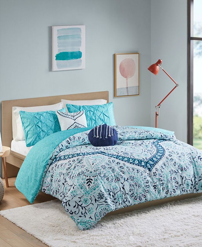 Intelligent Design Natalia Full/Queen Boho Medallion Printed Reversible