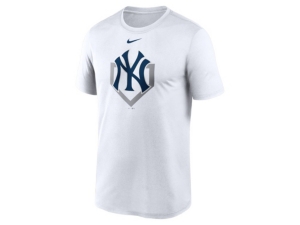 Nike Men's New York Yankees Icon Legend T-Shirt
