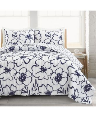Scandinavian Floral 3 Piece Quilt Set, King