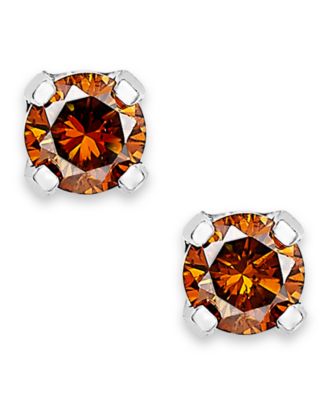 Macy's - 10K White Gold Red Diamond Stud Earrings (1/10 ct. t.w.)