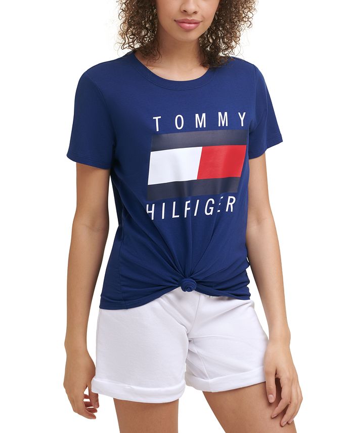døråbning Tilskyndelse Stranden Tommy Hilfiger Logo Knot-Front T-Shirt & Reviews - Tops - Juniors - Macy's