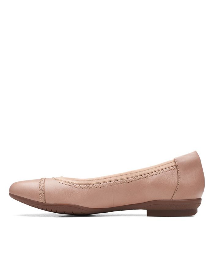 Clarks Women's Collection Sara Bay Pump Shoes & Reviews - Heels & Pumps ...