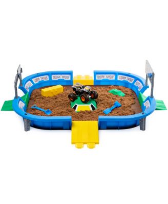 Monster Jam Max-D Monster Dirt Truck - Kinetic Sand Playset