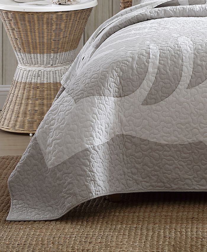 Tommy Bahama Home Tommy Bahama Molokai Cotton Reversible Quilt, Full