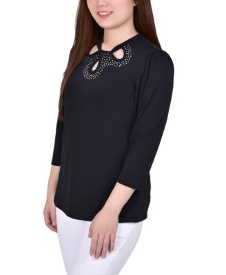 Petite 3/4 Sleeve Knit Crepe Studded Keyhole Top