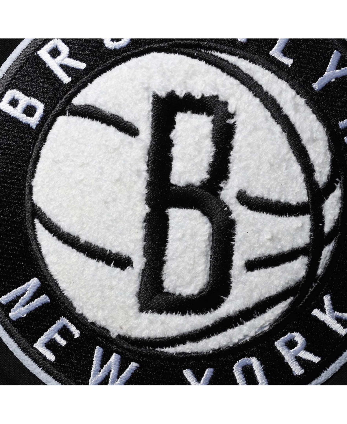 Men'sBrooklyn Nets Chenille Shorts - Black