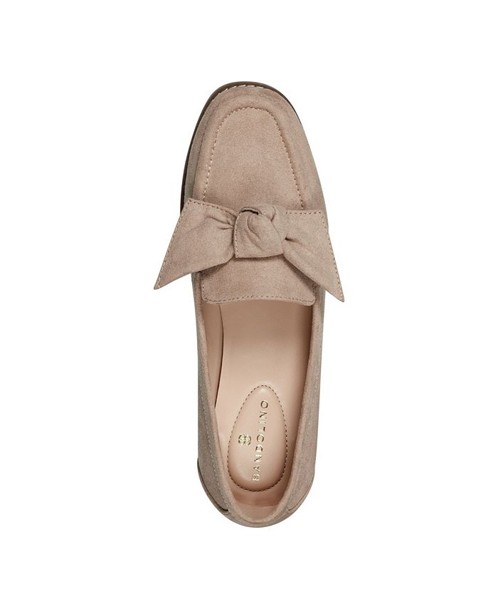 bandolino bow loafers