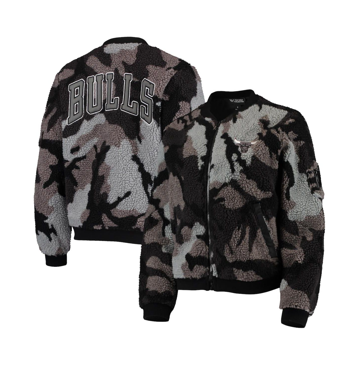 Женская куртка The Wild Collective Black Chicago Bulls Camo Sherpa Full-Zip Bomber — фото 1