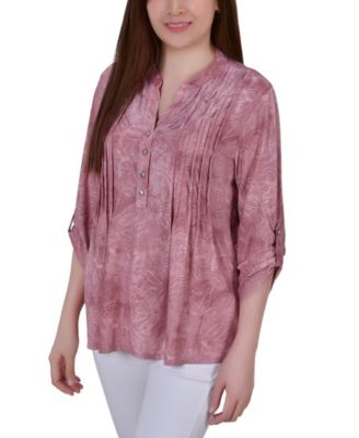 Women's 3/4 Roll Tab Sleeve Y-neck Top