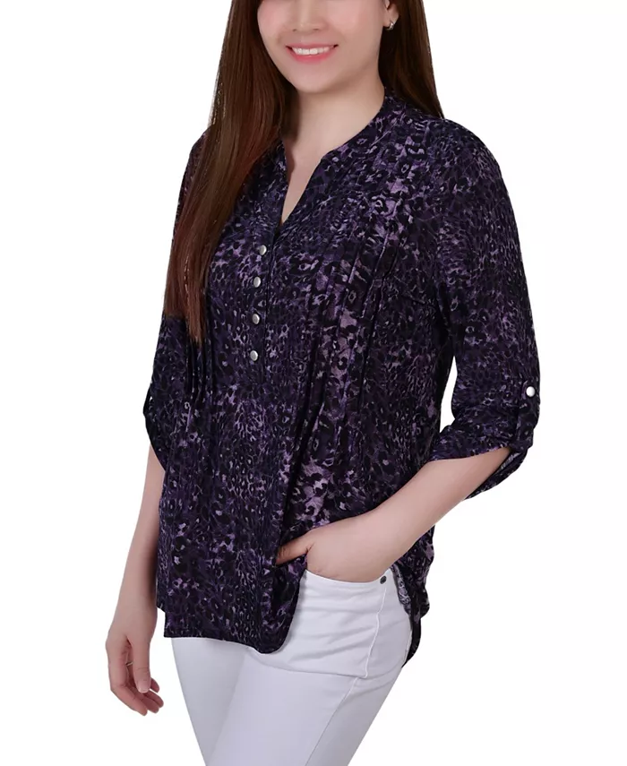 Women's 3/4 Roll Tab Sleeve Y-neck Top - thumbnail 9