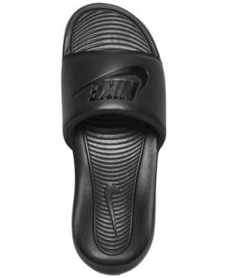 【Nike】SUMMER ARCHIVE Victory One Slide Amazon.com: Nike Men's Victori One Slide Mix White/Black